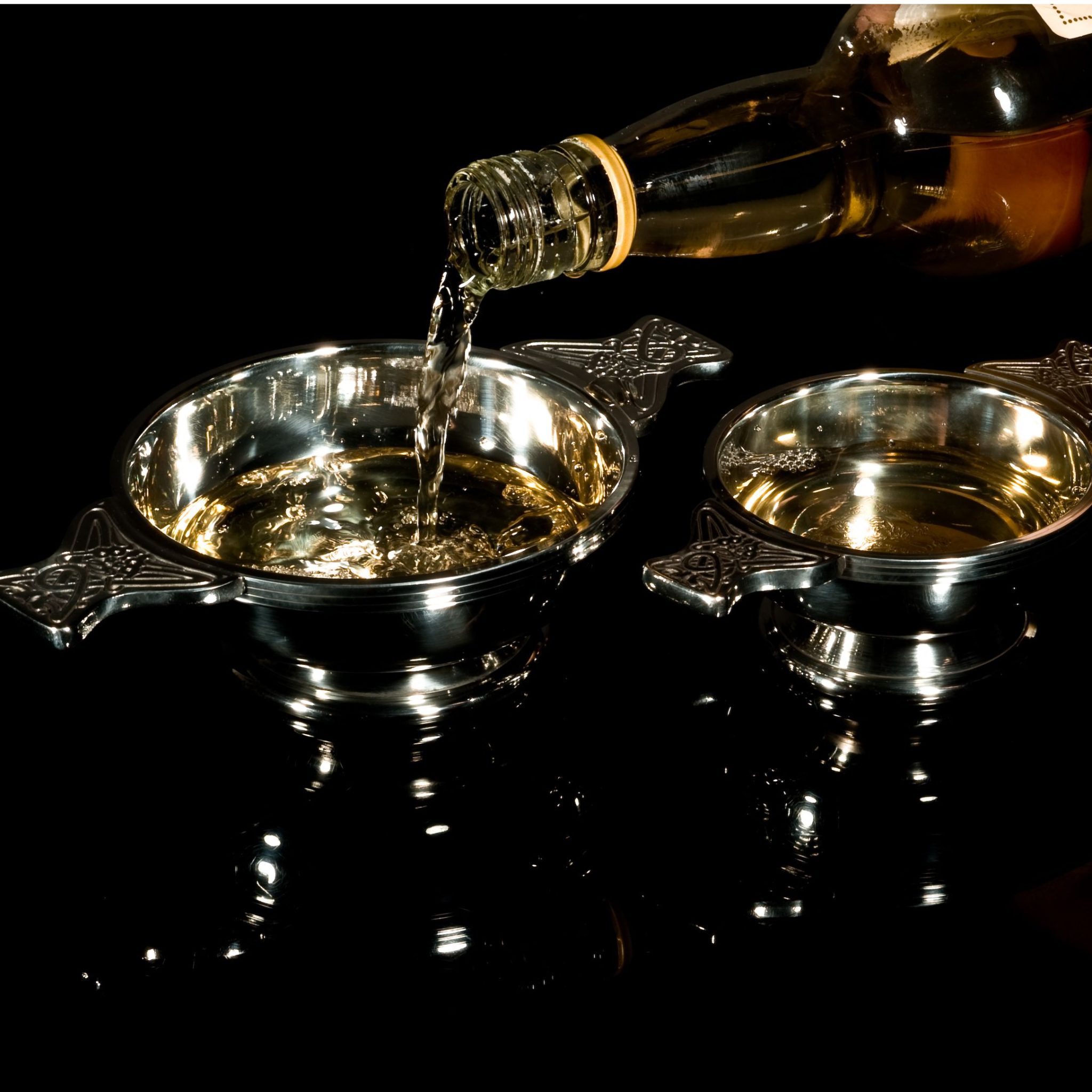 Medium quaich bowl personlised giftscottish cup pewter.co.uk